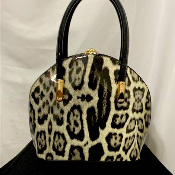 UNBRANDED MOB WIFE PURSE BIG STUDDED CLOSURE NEW SHOULDER STRAP Leopard Print - Picture 1 of 15